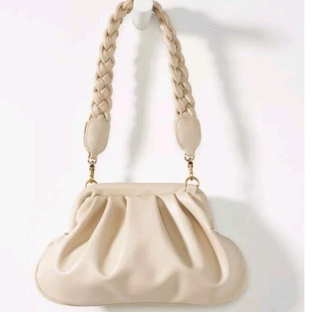 Elegant Chic Lightweight Anthropologie Oona Faux Leather Ivory Clutch